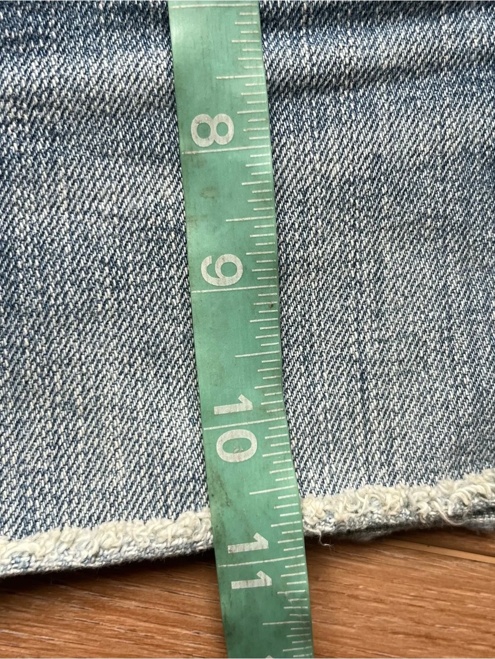Y2K American Eagle 2010s denim cutoff micro mini jean skirt size 4 33” waist